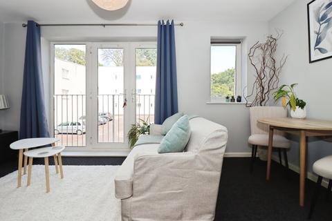 1 bedroom flat for sale, Yalland Close, Bristol, Somerset, BS16