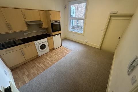 Studio to rent, Banbury Road, OX2