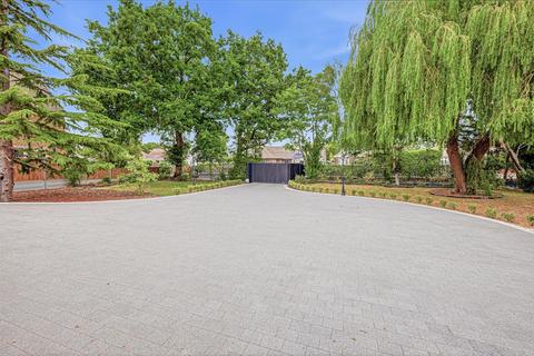 4 bedroom detached house for sale, Rawreth Lane, Rayleigh SS6