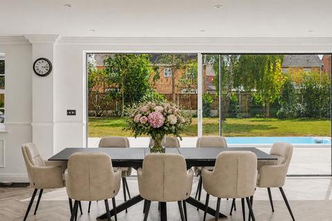 4 bedroom detached house for sale, Rawreth Lane, Rayleigh SS6