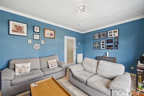 2 bedroom semi-detached house for sale, Carntyne Road, Carntyne, Glasgow, G32 6HU
