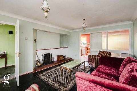 4 bedroom semi-detached house for sale, Hampton Dene Road, Hereford