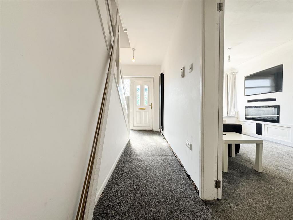 House in Sheffield, South Yorkshire - View 5