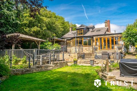 4 bedroom detached bungalow for sale, Sunny Bank Road, Mirfield, WF14