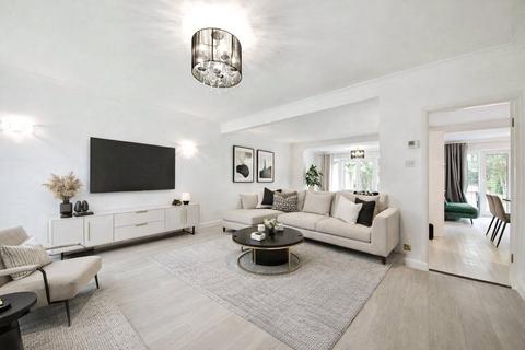 undefined, Cadogan Gardens, London, N21