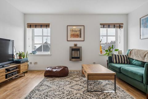 1 bedroom flat for sale, Bell Street, Flat 4/9, Merchant City, Glasgow, G4