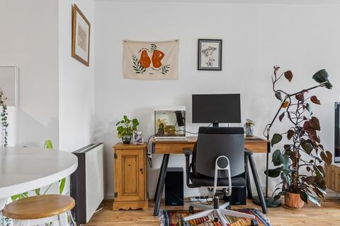 1 bedroom flat for sale, Bell Street, Flat 4/9, Merchant City, Glasgow, G4