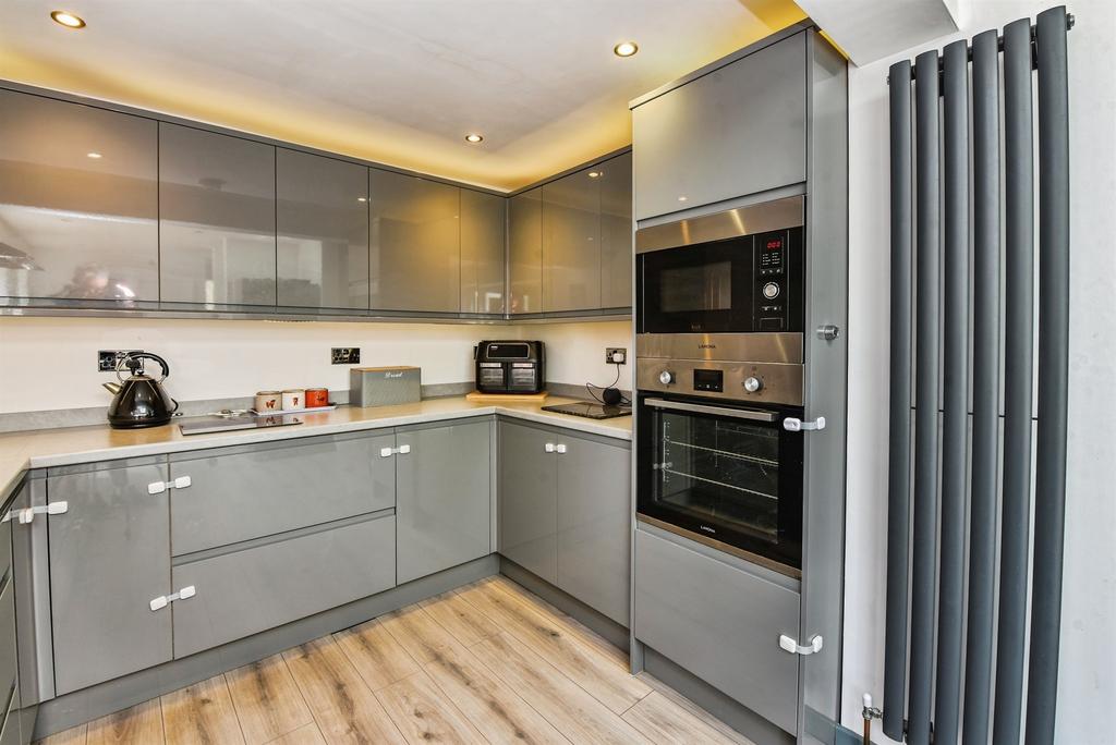 House in FROME - View 5