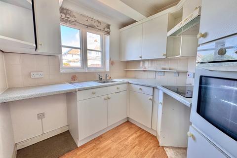 1 bedroom flat for sale, DE MOULHAM ROAD