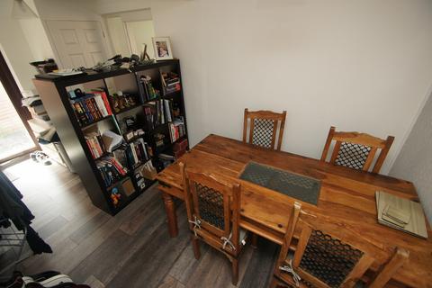 3 bedroom semi-detached house to rent, Shelley Road, Chester, Cheshire. CH1
