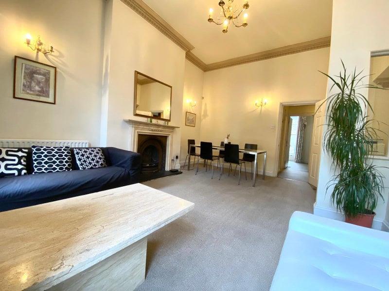 Apartment in London, City of Westminster - More