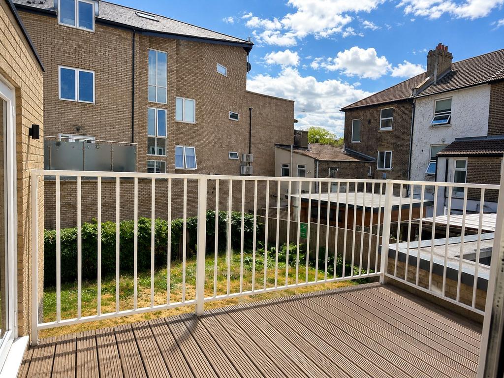 Apartment in London, South Norwood - View 4