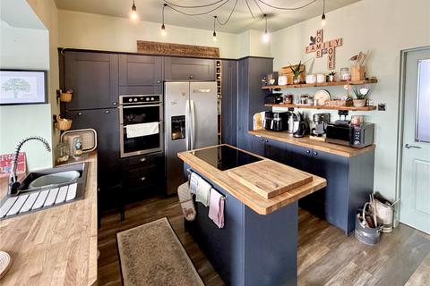 4 bedroom end of terrace house for sale, Everill Gate Lane, Barnsley S73