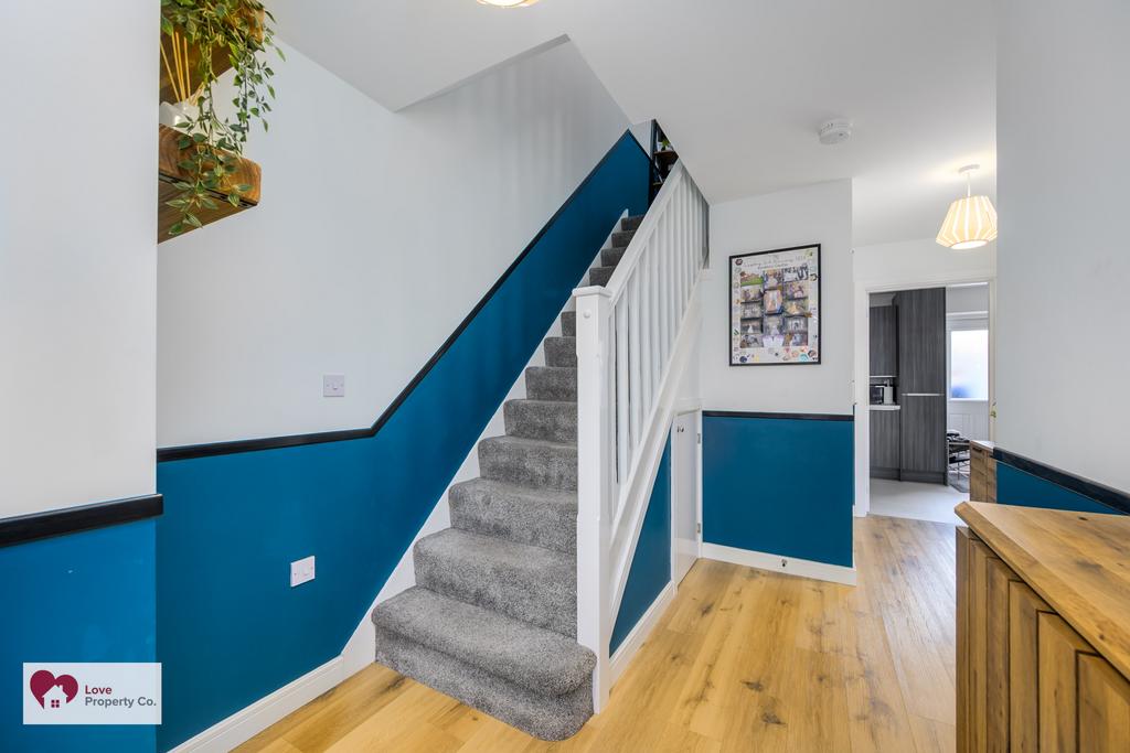 House in Solihull, West Midlands - View 3