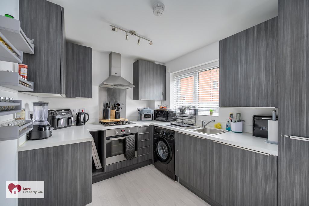 House in Solihull, West Midlands - More