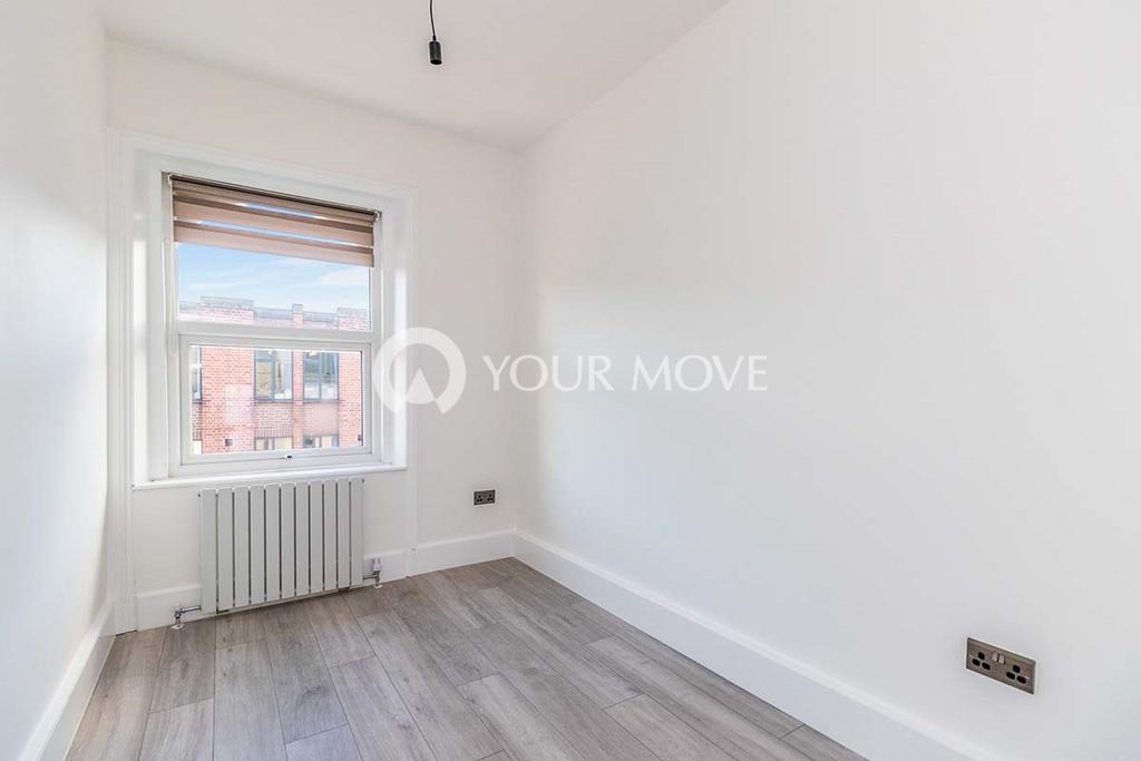 Victoria Road, Surrey KT6 - More