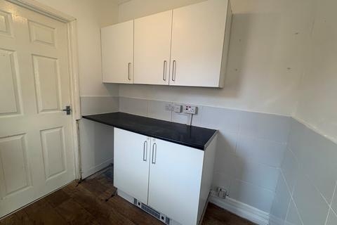 3 bedroom terraced house to rent, Abbey Street, Hull, East Yorkshire, HU9