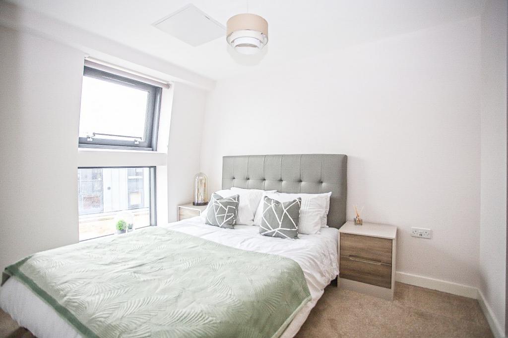 Apartment in Newcastle upon Tyne, Tyne and Wear - View 3
