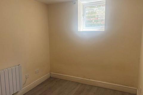 1 bedroom apartment for sale, Linkfield Street, Redhill RH1