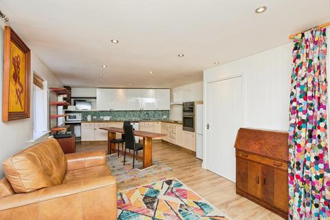 2 bedroom detached house for sale, Coppice Side, Swadlincote, Derbyshire, DE11