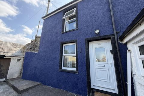 2 bedroom terraced house to rent, Rhosmaen St, Llandeilo, Carmarthenshire.