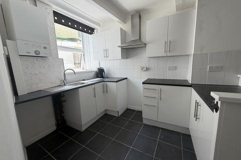 2 bedroom terraced house to rent, Rhosmaen St, Llandeilo, Carmarthenshire.