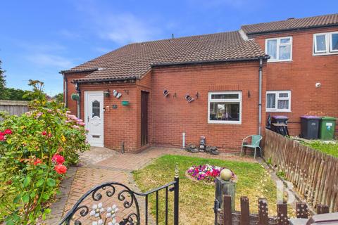 3 bedroom end of terrace house for sale, Hollybirch Grove, Telford TF2