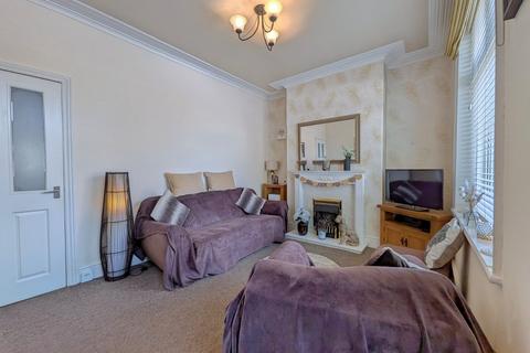4 bedroom terraced house for sale, Binns Street, Bingley, West Yorkshire, BD16