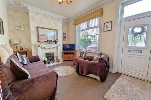 4 bedroom terraced house for sale, Binns Street, Bingley, West Yorkshire, BD16
