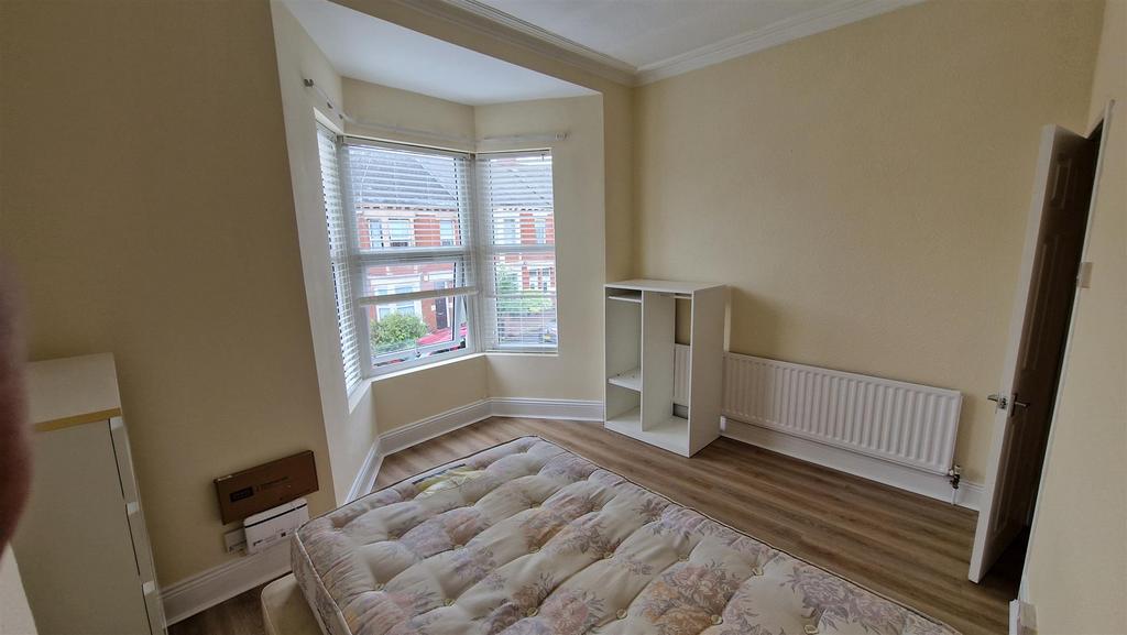 Apartment in Newcastle upon Tyne, Tyne and Wear - View 4