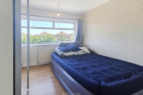 3 bedroom semi-detached house to rent, Harrow, HA2