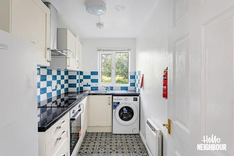 2 bedroom apartment to rent, Anchor Close, Barking, IG11