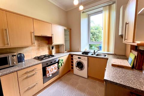 2 bedroom flat to rent, Cardross Street, Glasgow, G31