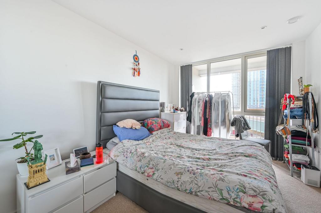 Apartment in London - View 3