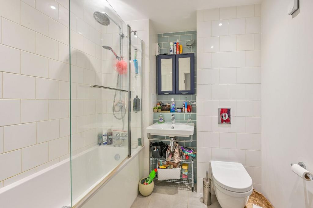 Apartment in London - View 4