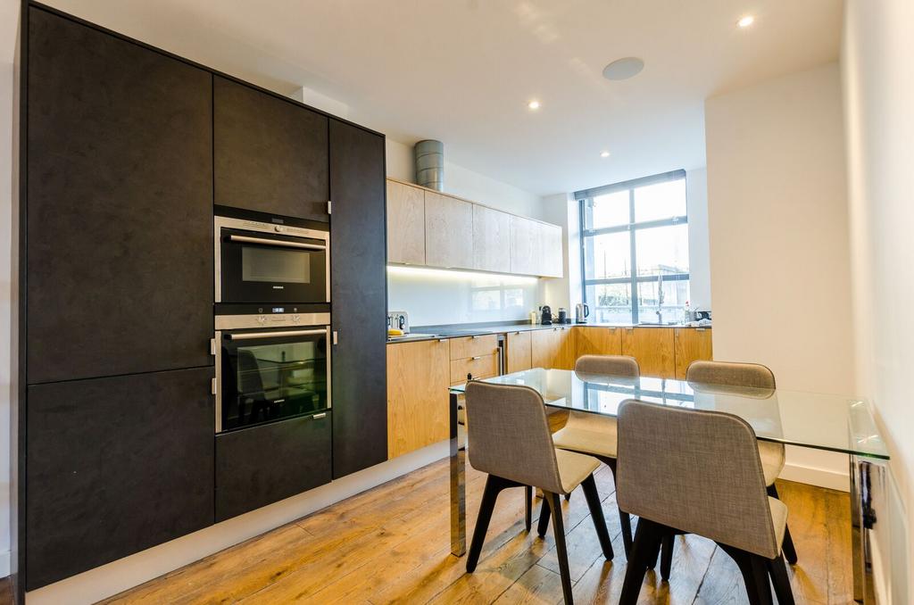 Apartment in London - View 2