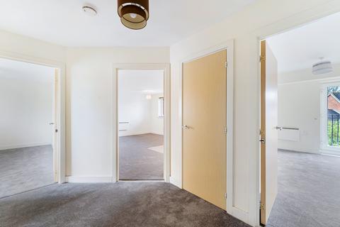 2 bedroom flat for sale, Moorside, Warrington, WA4 1RN, Warrington, WA4