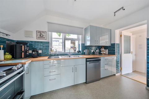 4 bedroom semi-detached house for sale, Primmer Road, Telford TF2