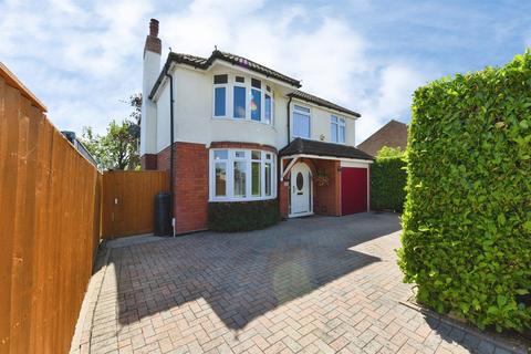 4 bedroom detached house for sale, Abbey View Road, Swindon
