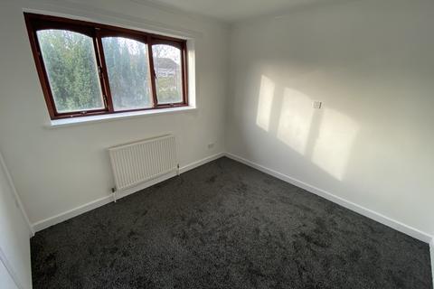 2 bedroom terraced house to rent, Firglades Court, Linnaeus Street, Hull HU3