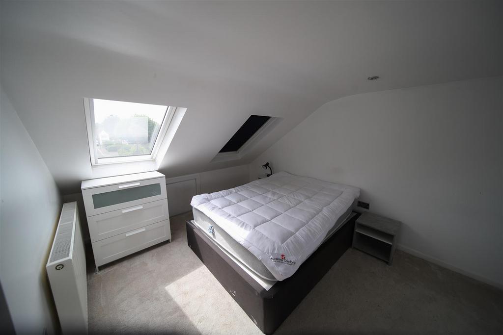 Apartment in London - View 3
