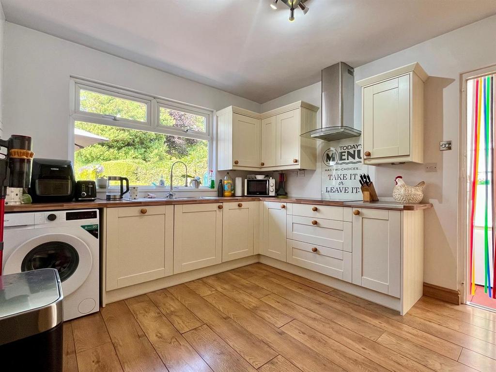 House in Birmingham, West Midlands - View 4