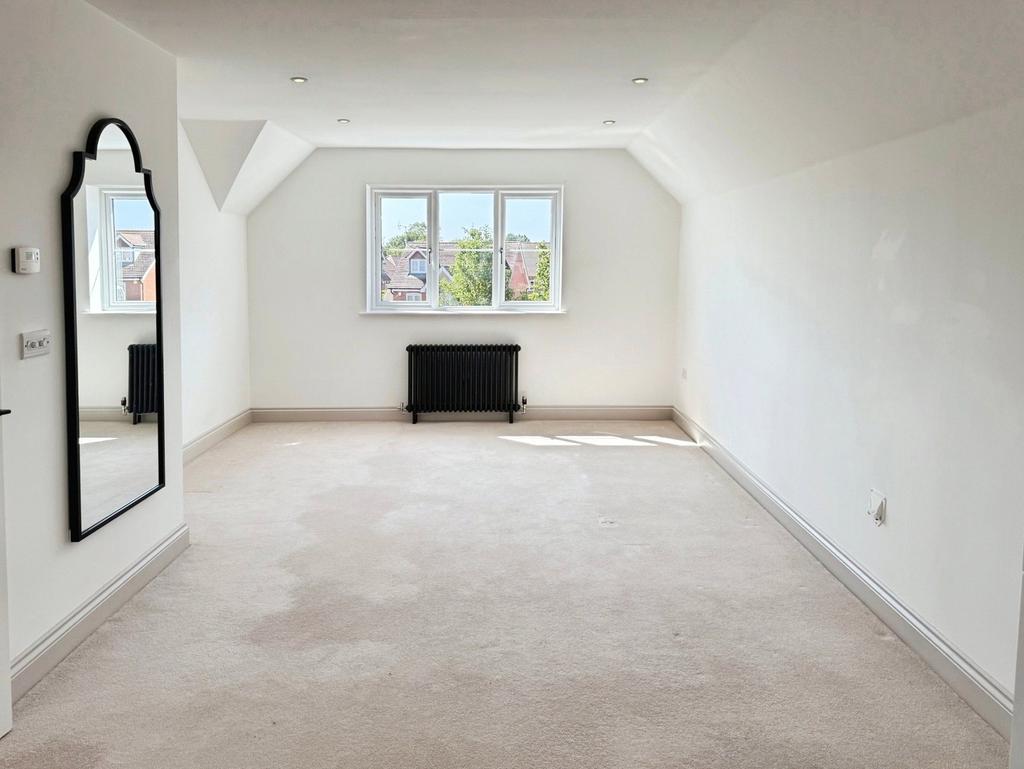 Apartment in Reading, Wokingham - View 2