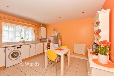 3 bedroom flat for sale, Elliot Court, Herne Bay CT6