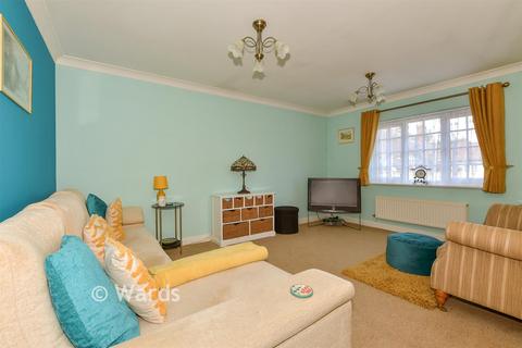 3 bedroom flat for sale, Elliot Court, Herne Bay CT6