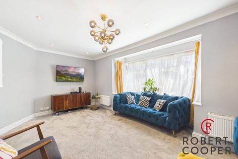 3 bedroom detached house for sale, Mount Pleasant, Ruislip, HA4
