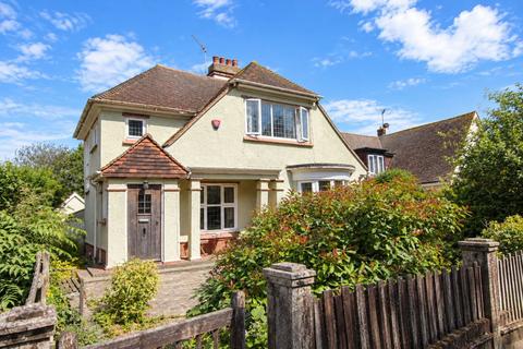 3 bedroom detached house for sale, Lancaster Gardens East, Clacton on Sea CO15