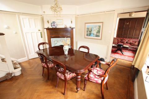 3 bedroom detached house for sale, Lancaster Gardens East, Clacton on Sea CO15