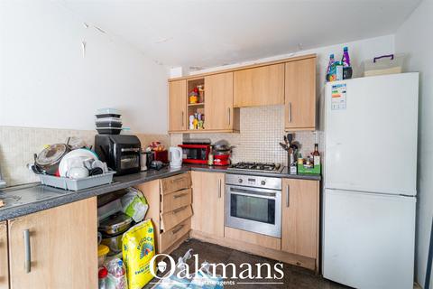 3 bedroom semi-detached house for sale, Kelvin Drive, Smethwick, West Midlands, B66