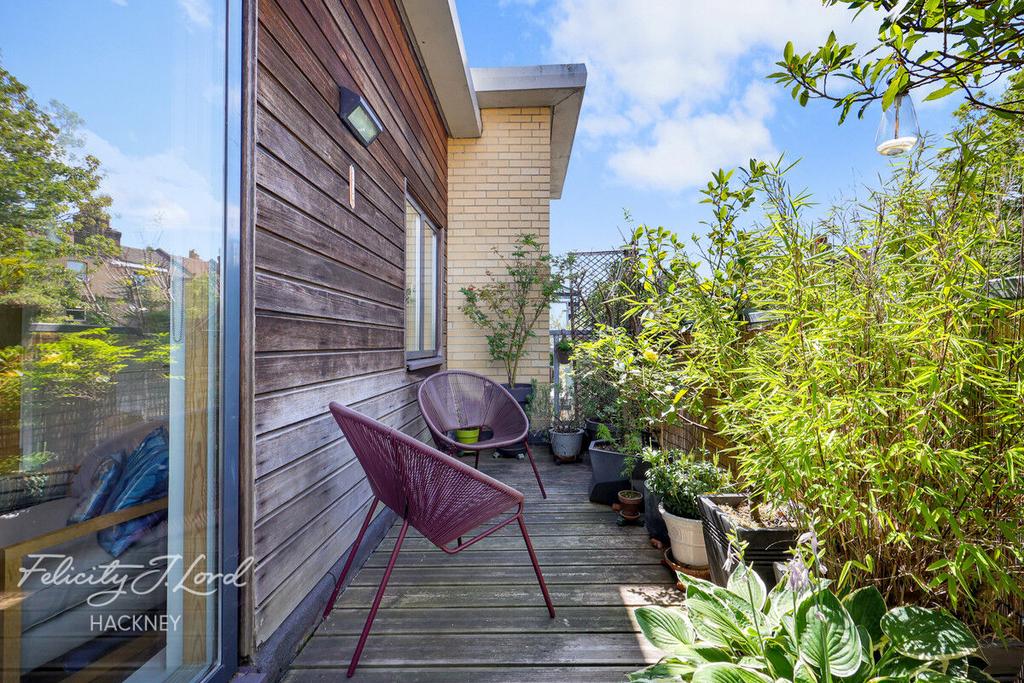 Decking area
